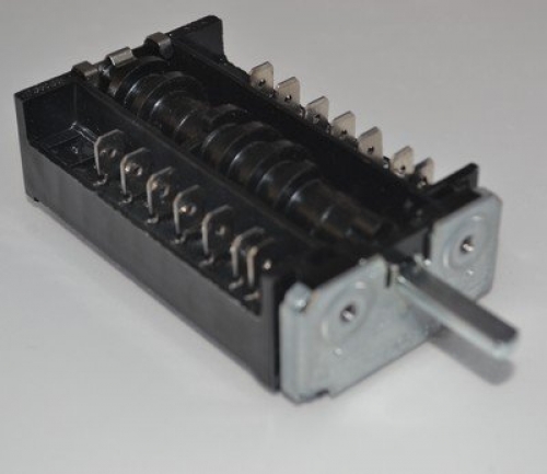 SELECTOR SWITCH 0+4
