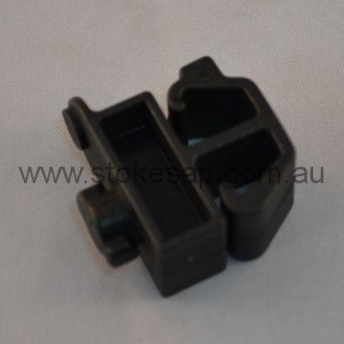 CLIP KICK PANEL