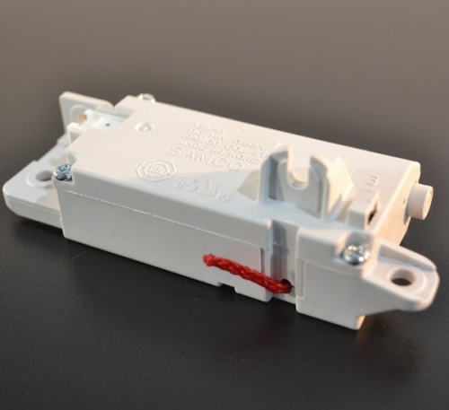 SWITCH ASSEMBLY,LOCKER